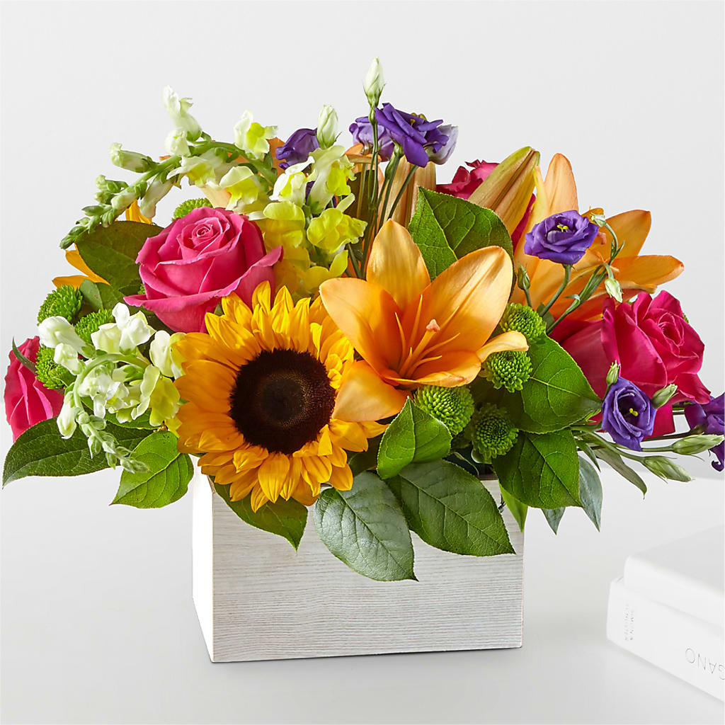 Best Day Box Bouquet – Awesome Blossom Flowers And Gifts, Citrus Heights CA