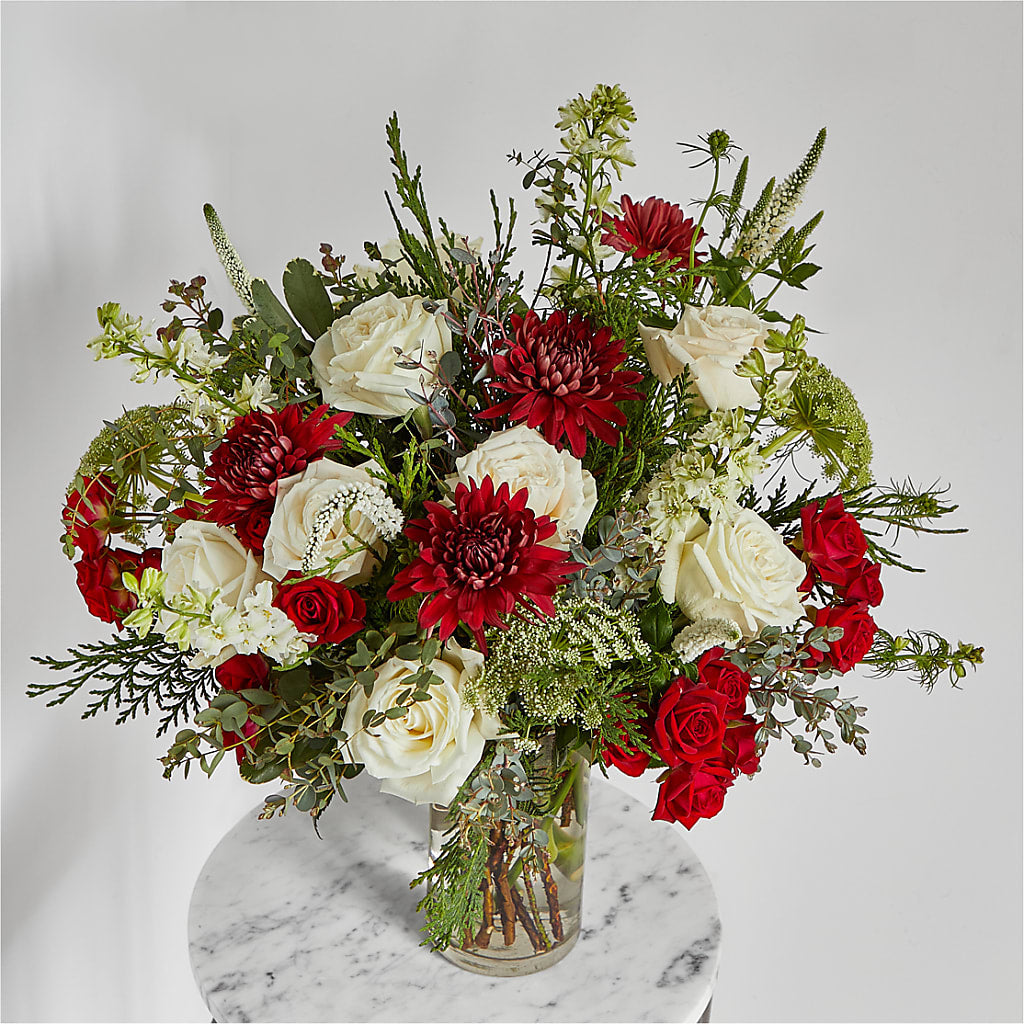 Favorite Traditions Bouquet – Awesome Blossom Flowers And Gifts, Citrus Heights CA
