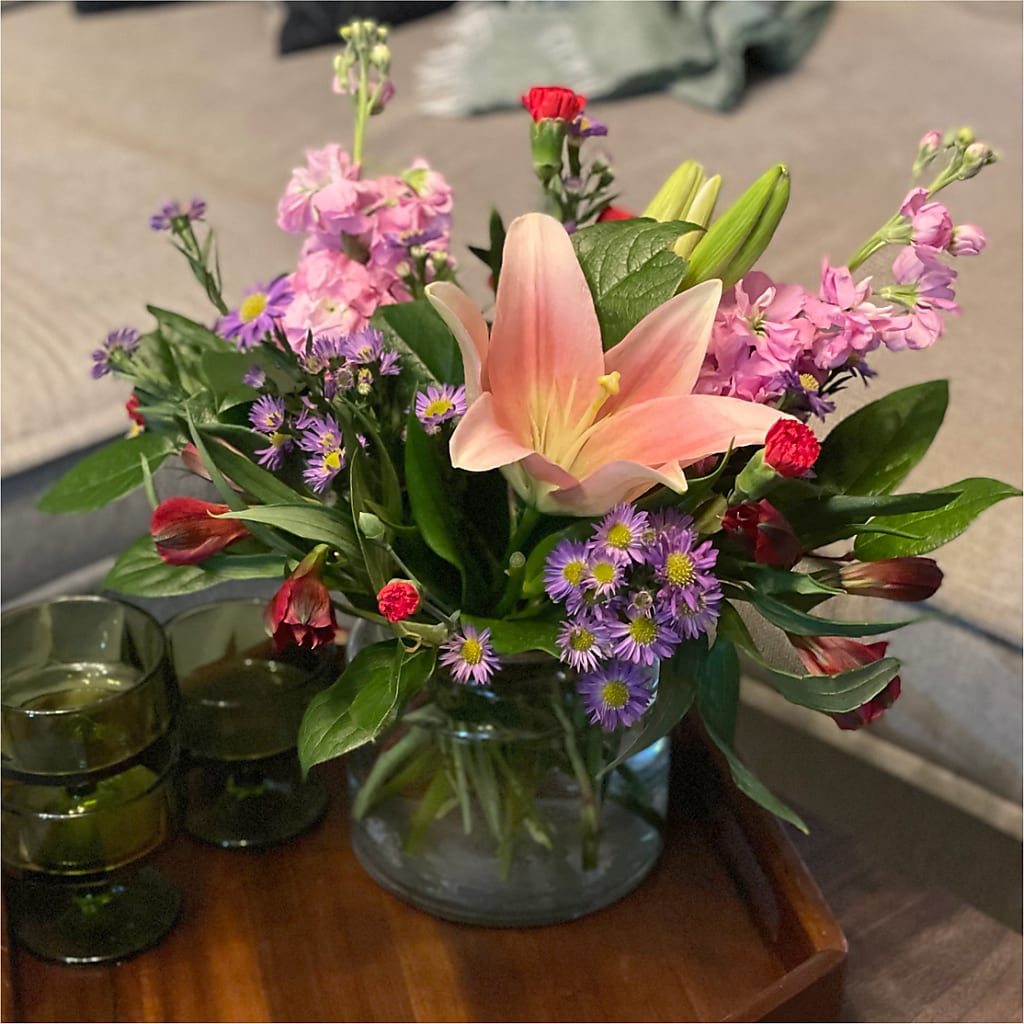 Romantique Bouquet –  Awesome Blossom Flowers And Gifts, Citrus Heights CA