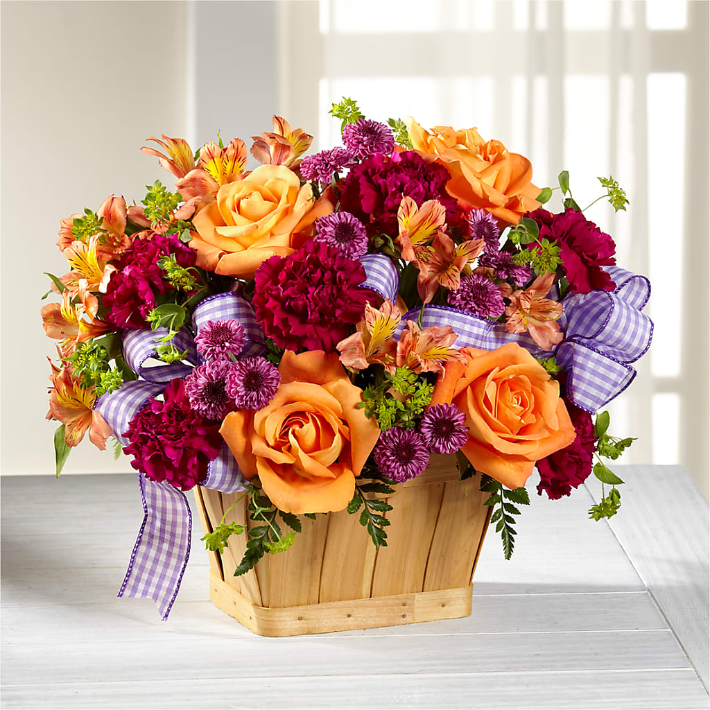 New Dream Basket –  Awesome Blossom Flowers And Gifts, Citrus Heights CA