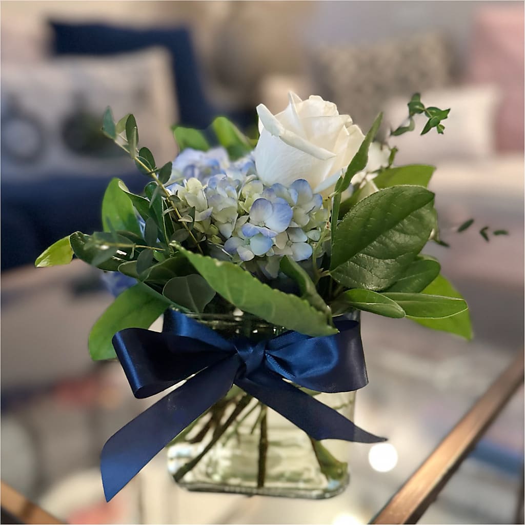 Sky Blue Delight Bouquet –  Awesome Blossom Flowers And Gifts, Citrus Heights CA
