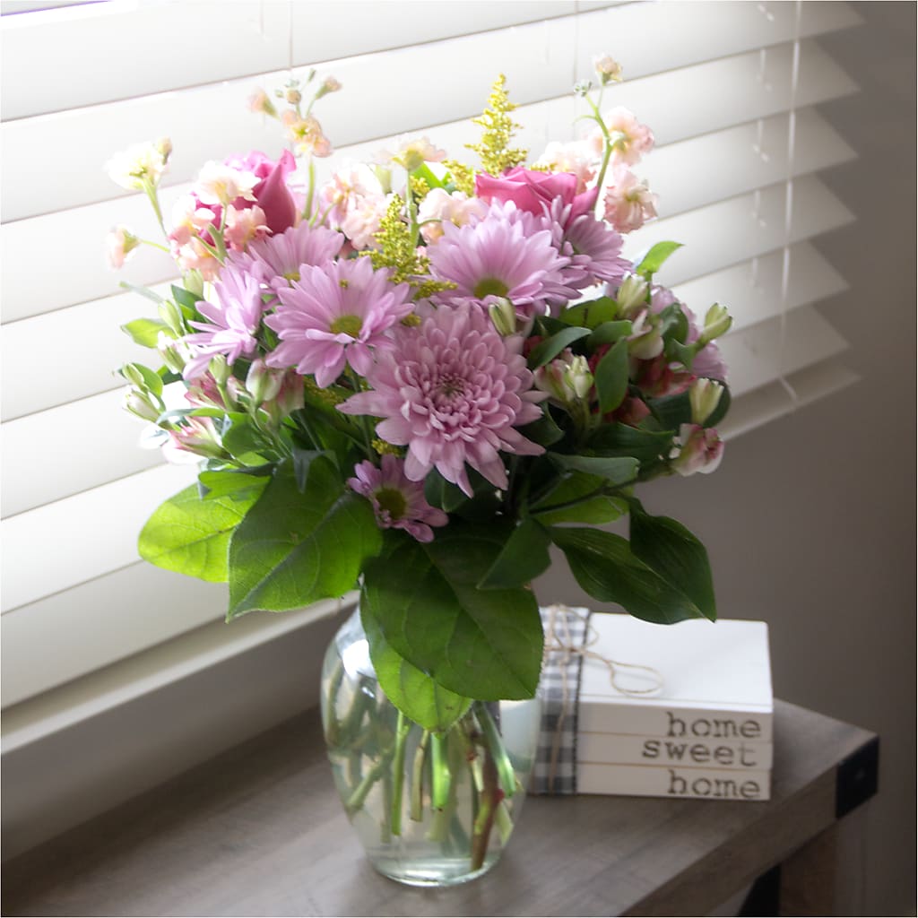 Pastel Tradition - A Florist Original –  Awesome Blossom Flowers And Gifts, Citrus Heights CA