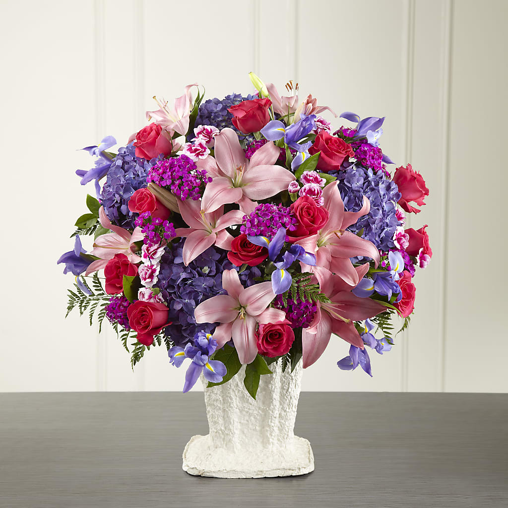 We Fondly Remember Arrangement –  Awesome Blossom Flowers And Gifts, Citrus Heights CA