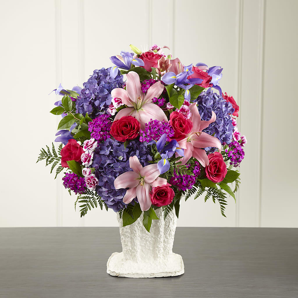 We Fondly Remember Arrangement –  Awesome Blossom Flowers And Gifts, Citrus Heights CA