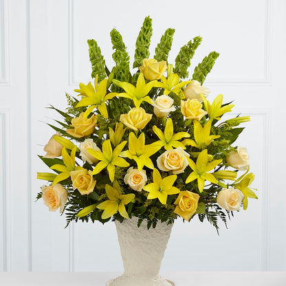 Golden Memories Arrangement –  Awesome Blossom Flowers And Gifts, Citrus Heights CA