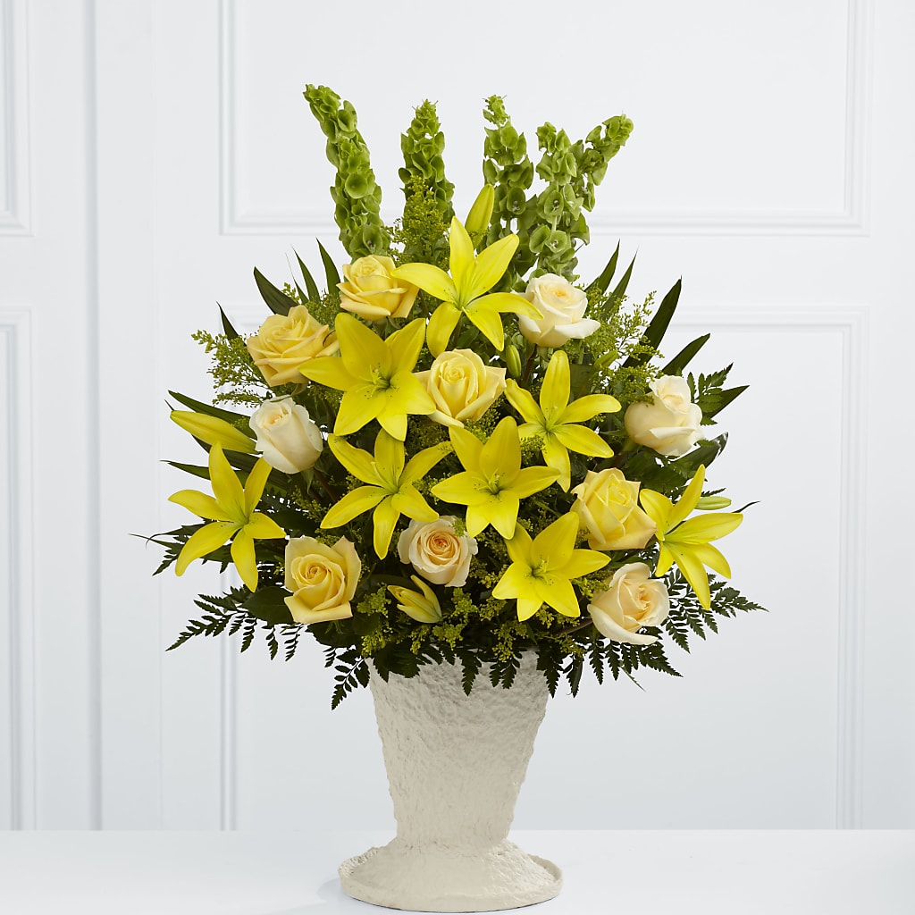 Golden Memories Arrangement –  Awesome Blossom Flowers And Gifts, Citrus Heights CA