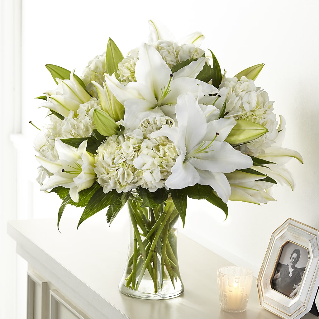 Compassionate Lily Bouquet –  Awesome Blossom Flowers And Gifts, Citrus Heights CA