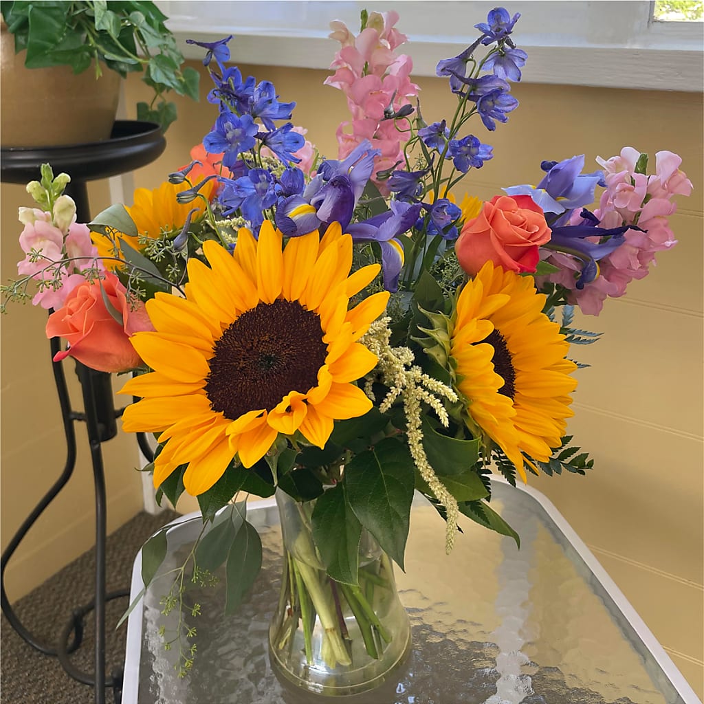 Rays of Life Bouquet –  Awesome Blossom Flowers And Gifts, Citrus Heights CA