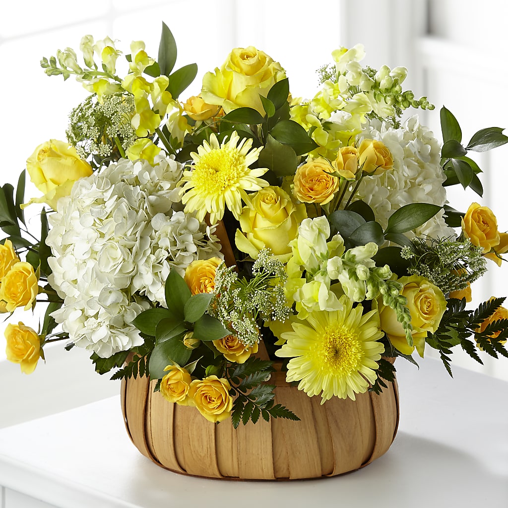 Rustic Remembrance Basket –  Awesome Blossom Flowers And Gifts, Citrus Heights CA