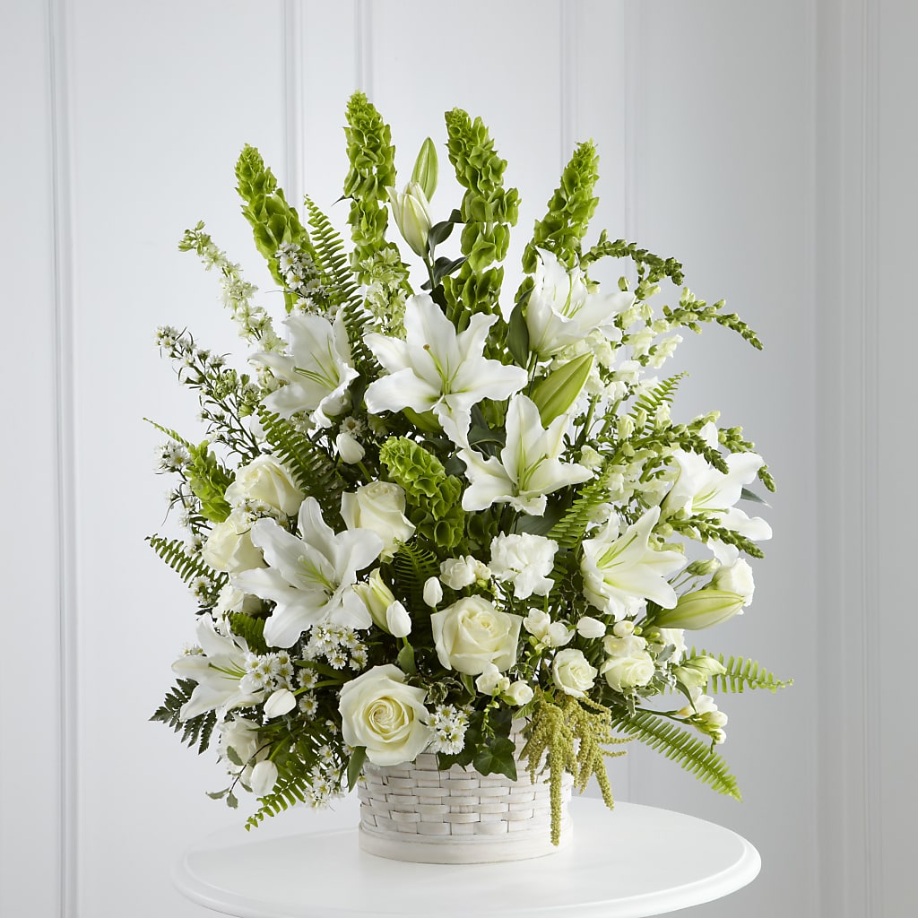 In Our Thoughts Arrangement –  Awesome Blossom Flowers And Gifts, Citrus Heights CA