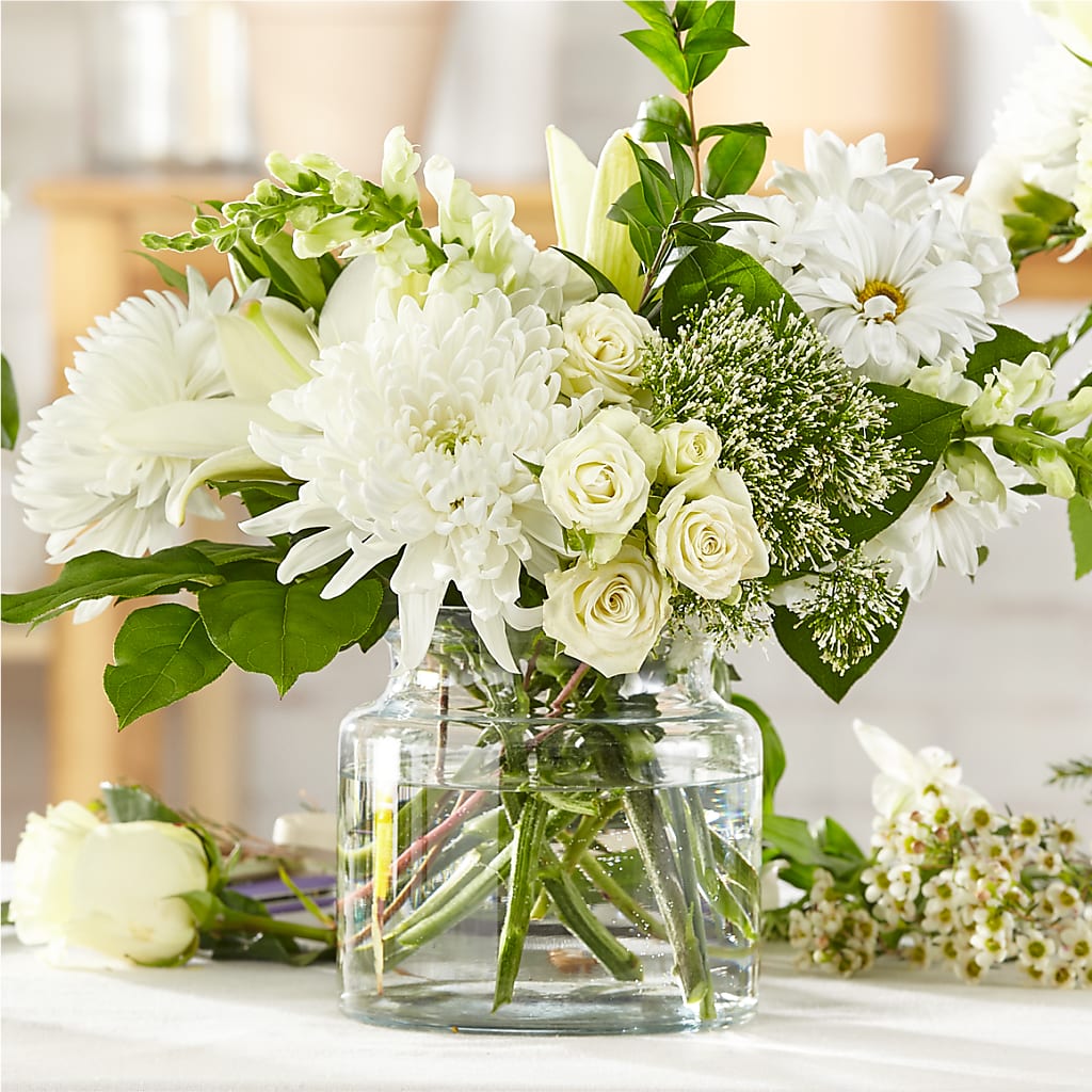 Classic Ivory – A Florist Original –  Awesome Blossom Flowers And Gifts, Citrus Heights CA