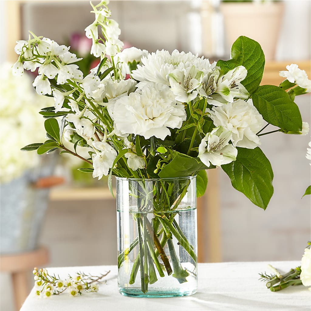 Classic Ivory – A Florist Original –  Awesome Blossom Flowers And Gifts, Citrus Heights CA