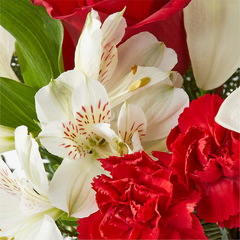 Holiday Season Bouquet –  Awesome Blossom Flowers And Gifts, Citrus Heights CA