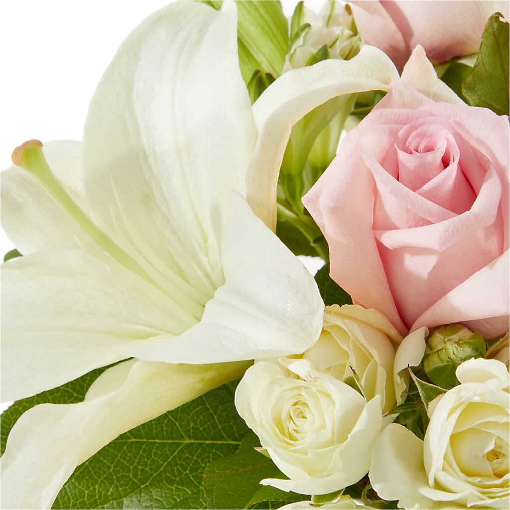 Kindhearted Bouquet –  Awesome Blossom Flowers And Gifts, Citrus Heights CA