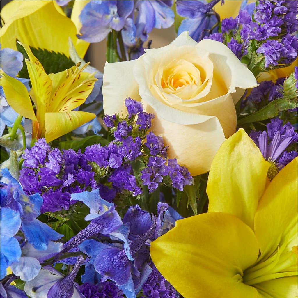 Limoncello Bouquet –  Awesome Blossom Flowers And Gifts, Citrus Heights CA