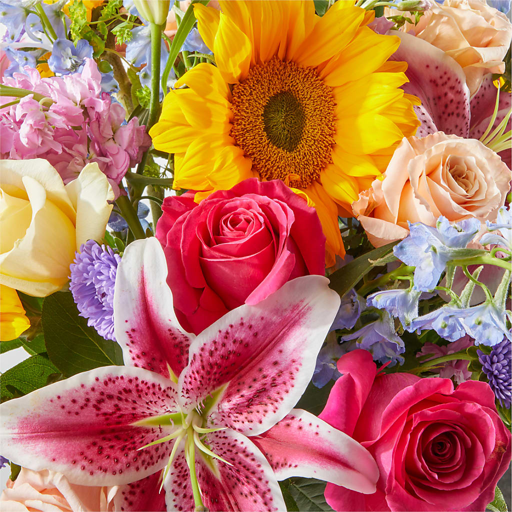 Dreamy Meadows Bouquet –  Awesome Blossom Flowers And Gifts, Citrus Heights CA
