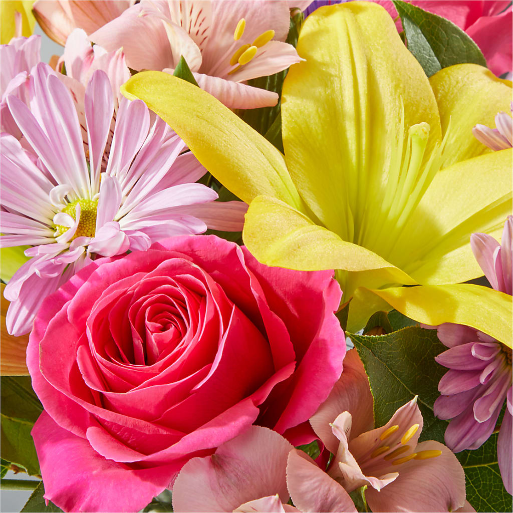Sprinkles Bouquet –  Awesome Blossom Flowers And Gifts, Citrus Heights CA