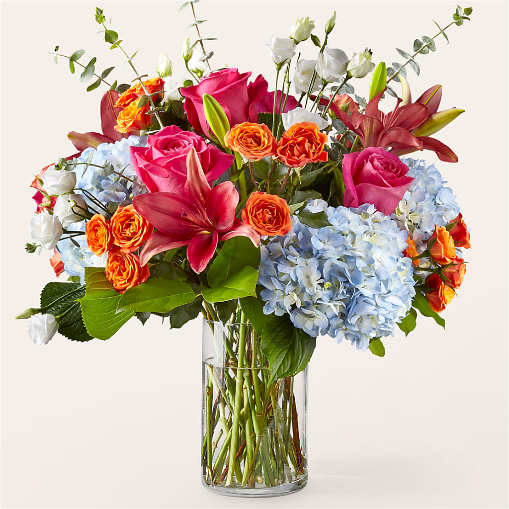 Awestruck Luxury Bouquet –  Awesome Blossom Flowers And Gifts, Citrus Heights CA