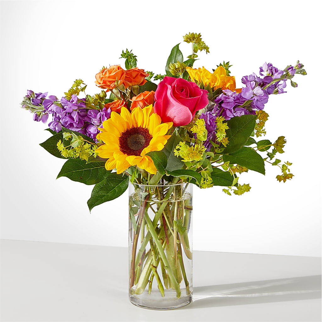 Vibrant Greetings Bouquet –  Awesome Blossom Flowers And Gifts, Citrus Heights CA