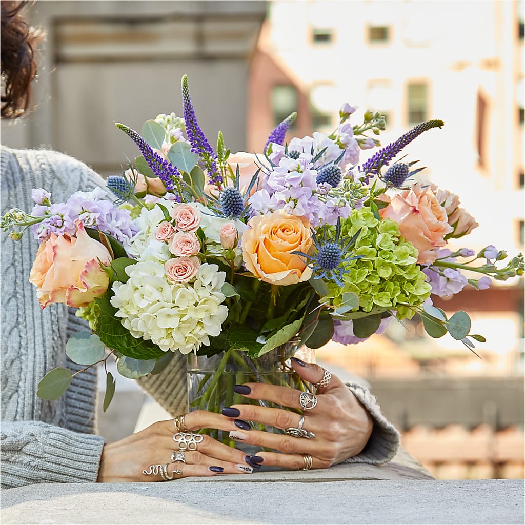 Porch Swing Bouquet –  Awesome Blossom Flowers And Gifts, Citrus Heights CA