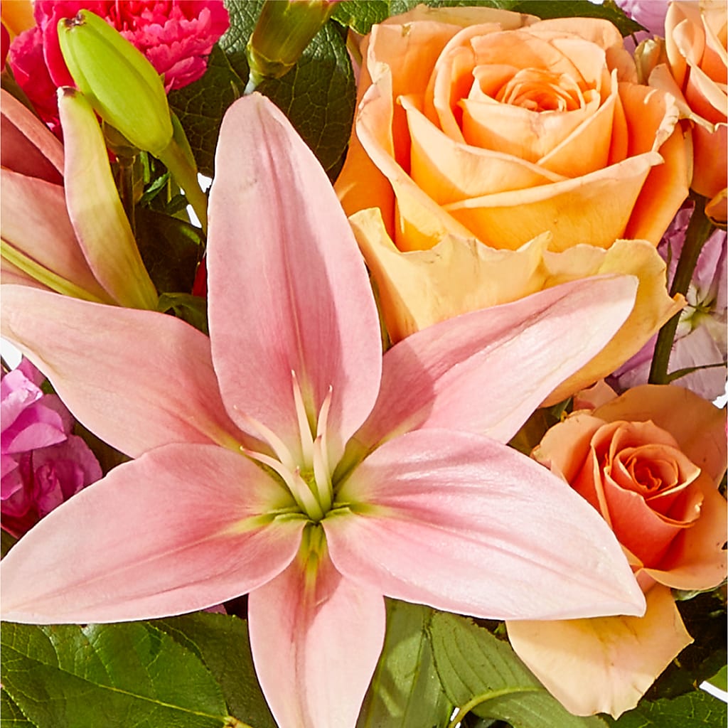 Bisous Bouquet –  Awesome Blossom Flowers And Gifts, Citrus Heights CA