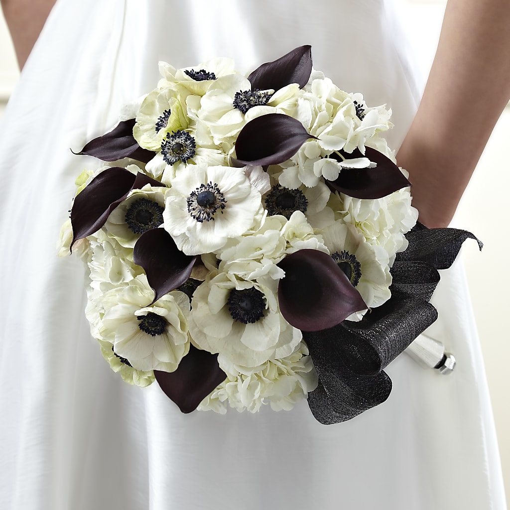 To Have and To Hold Bouquet –  Awesome Blossom Flowers And Gifts, Citrus Heights CA