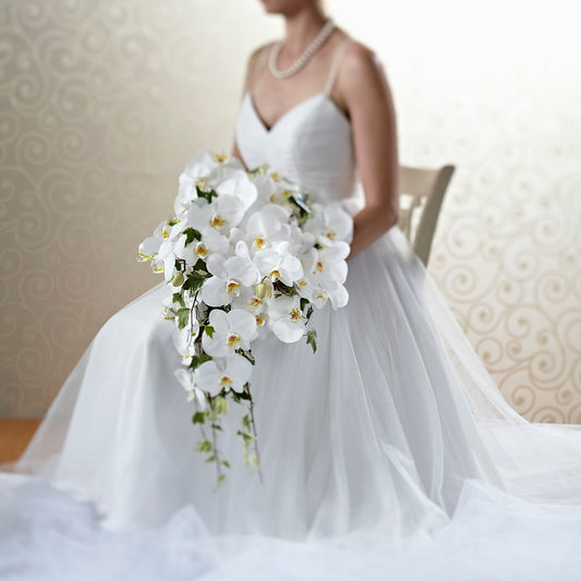 Classic White Bouquet –  Awesome Blossom Flowers And Gifts, Citrus Heights CA