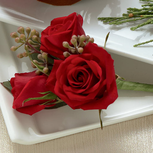 Red Spray Rose Boutonniere –  Awesome Blossom Flowers And Gifts, Citrus Heights CA